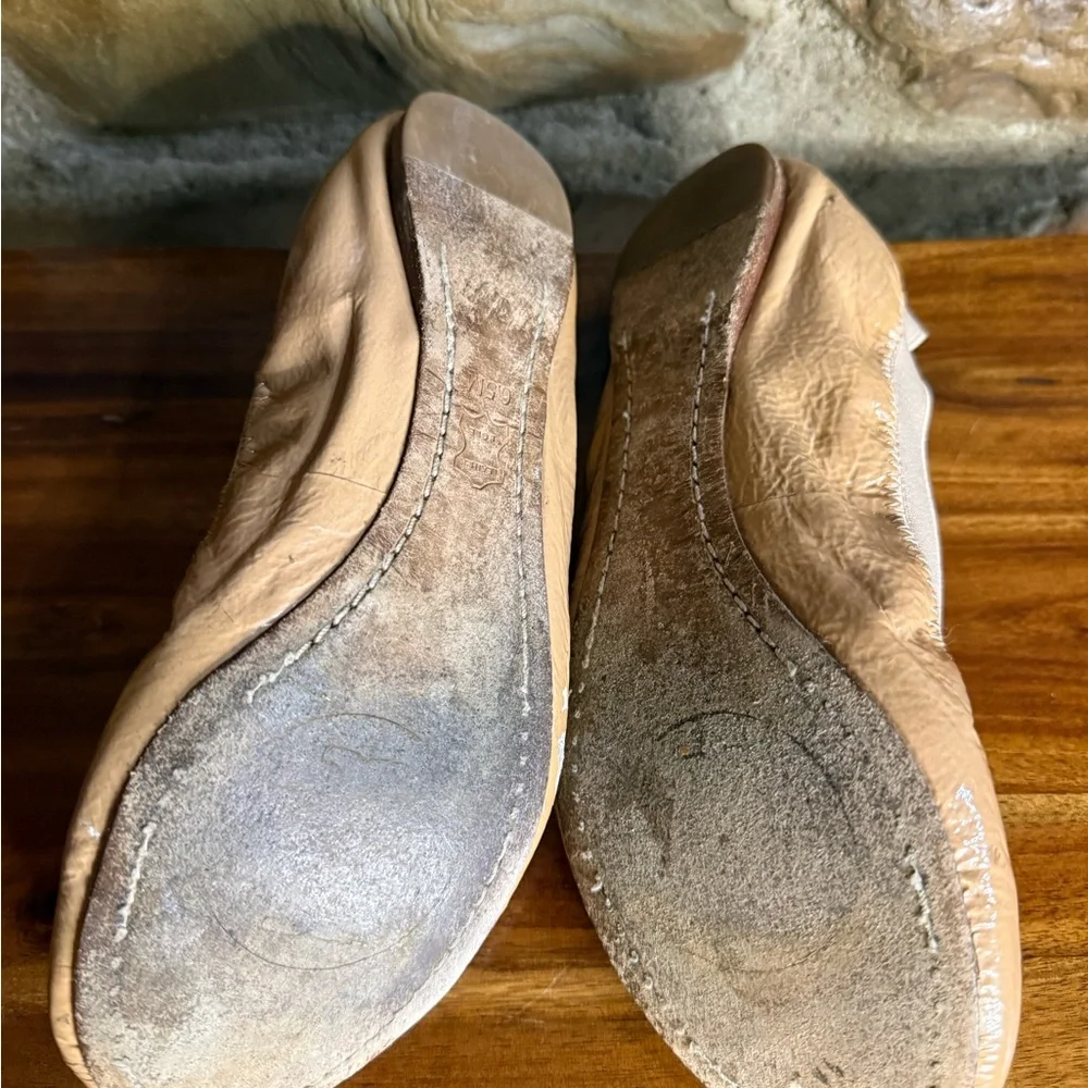 Tory Burch Beige Leather Ballet Flats with Gold Logo